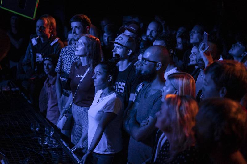 Britští HAELOS proměnili pražské Rock Café v melodický vesmír