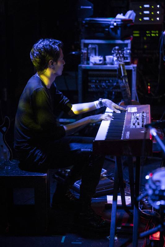 Britští HAELOS proměnili pražské Rock Café v melodický vesmír