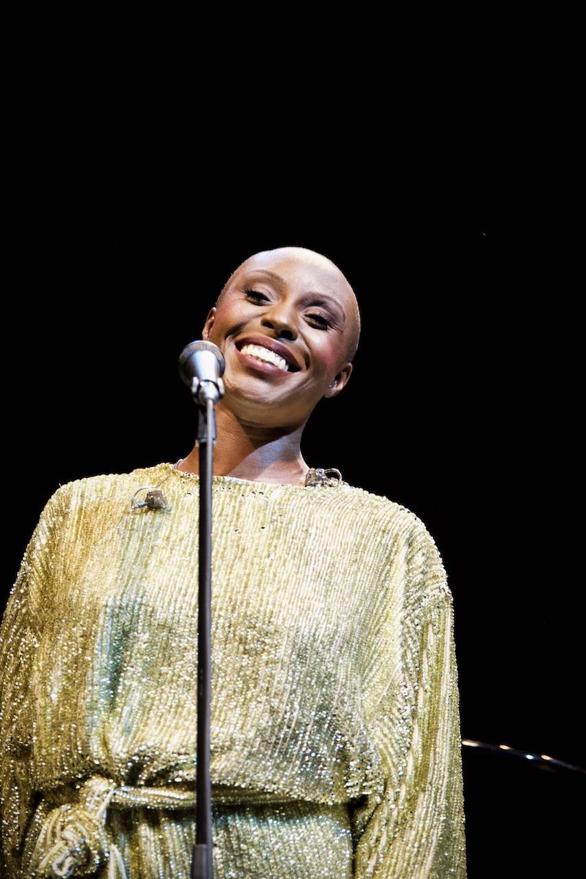 Laura Mvula doprovázená Brněnskou filharmonií přivezla do pražského Fora Karlín unikátní zážitek