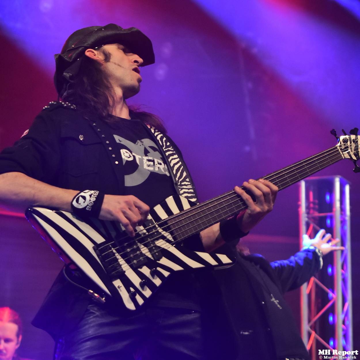 Arakain křtil novou desku Jekyll & Hyde v Plzni. V KD Šeříková bylo vyprodáno