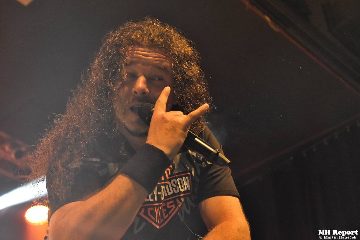 Arakain křtil novou desku Jekyll & Hyde v Plzni. V KD Šeříková bylo vyprodáno