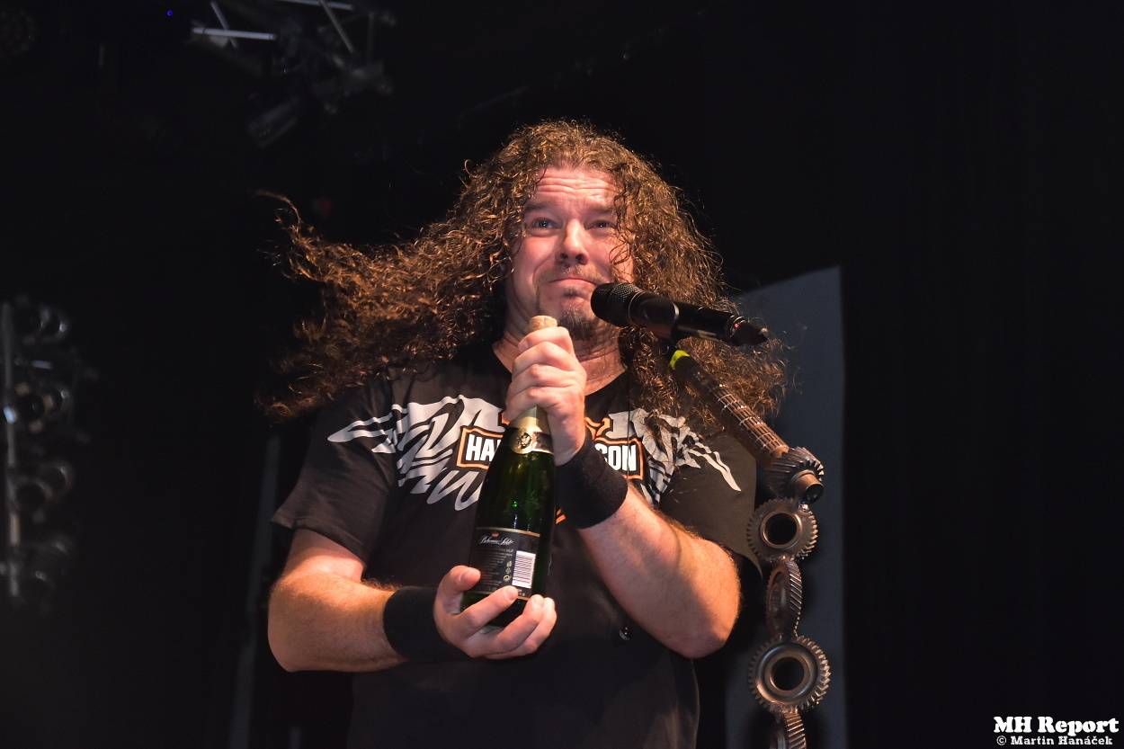 Arakain křtil novou desku Jekyll & Hyde v Plzni. V KD Šeříková bylo vyprodáno