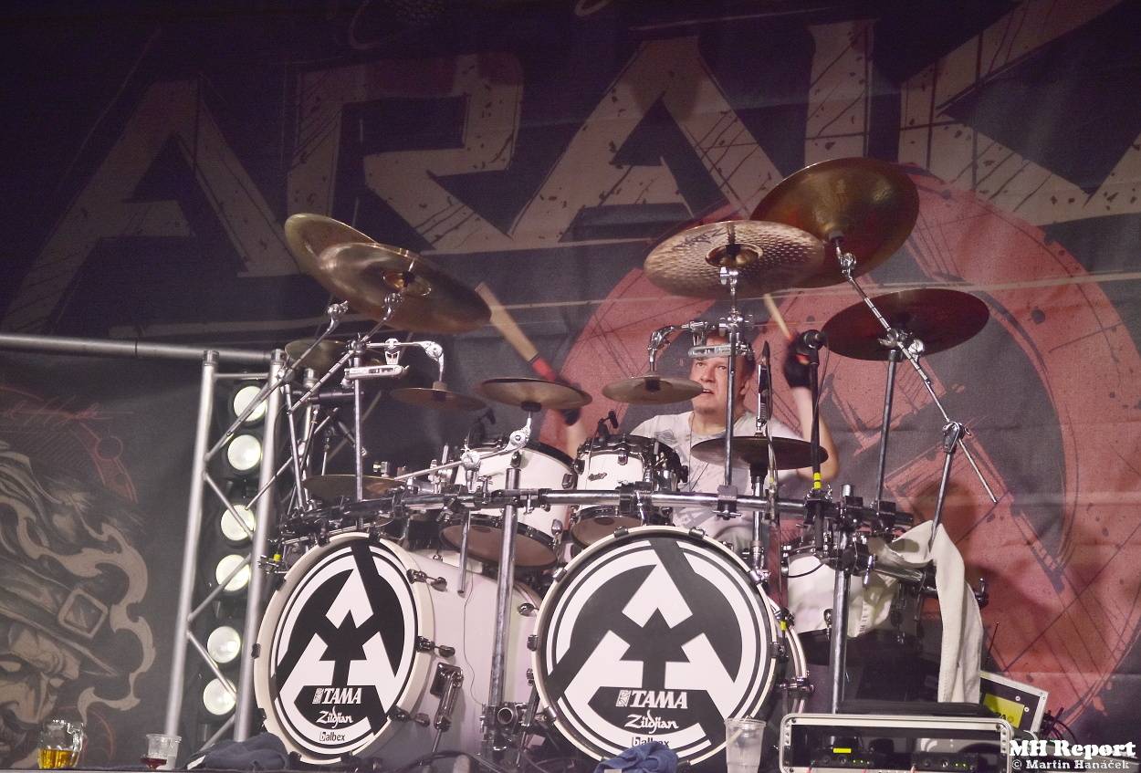 Arakain křtil novou desku Jekyll & Hyde v Plzni. V KD Šeříková bylo vyprodáno