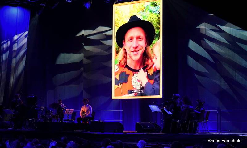 Haně Hegerové ve Foru Karlín gratulovali Lucie Bílá, Štefan Margita, Hana Zagorová a další