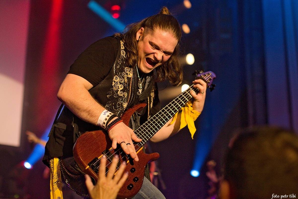 Peter Nagy slavil v Českých Budějovicích šedesátiny. Diváky zvedl ze sedadel