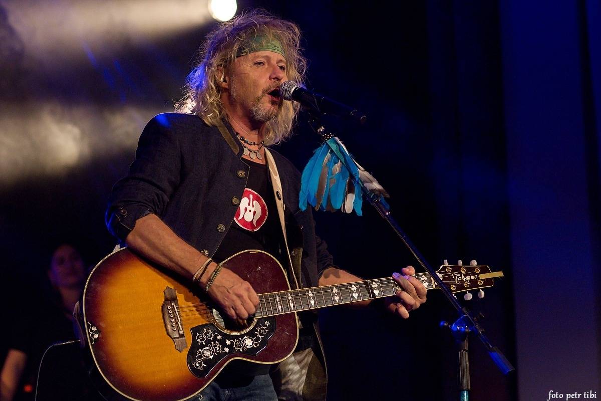 Peter Nagy slavil v Českých Budějovicích šedesátiny. Diváky zvedl ze sedadel