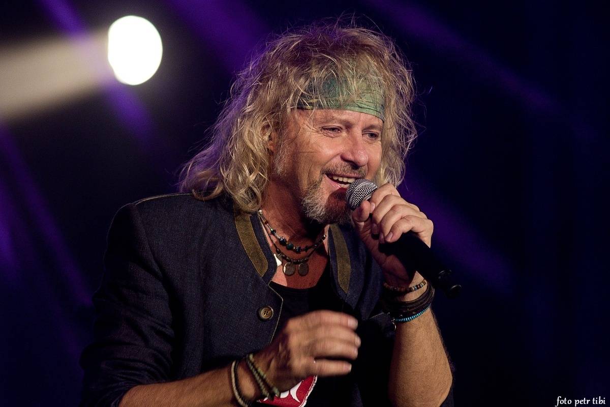 Peter Nagy slavil v Českých Budějovicích šedesátiny. Diváky zvedl ze sedadel