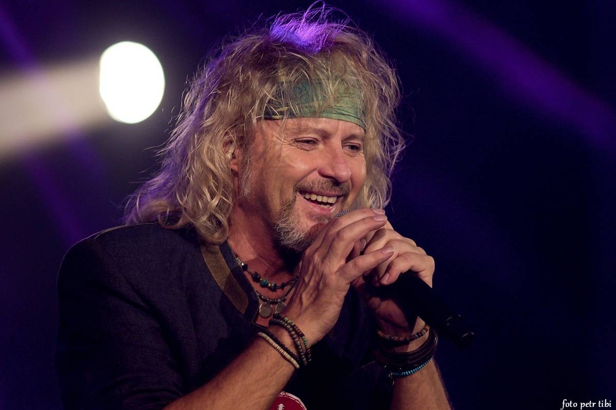 Peter Nagy slavil v Českých Budějovicích šedesátiny. Diváky zvedl ze sedadel