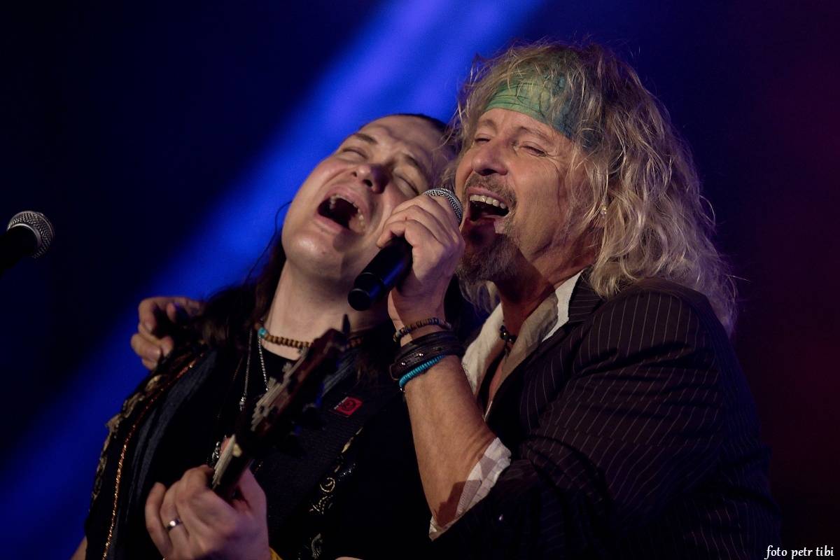 Peter Nagy slavil v Českých Budějovicích šedesátiny. Diváky zvedl ze sedadel