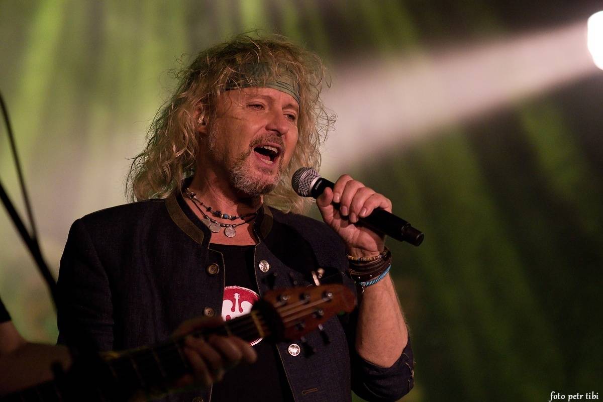 Peter Nagy slavil v Českých Budějovicích šedesátiny. Diváky zvedl ze sedadel