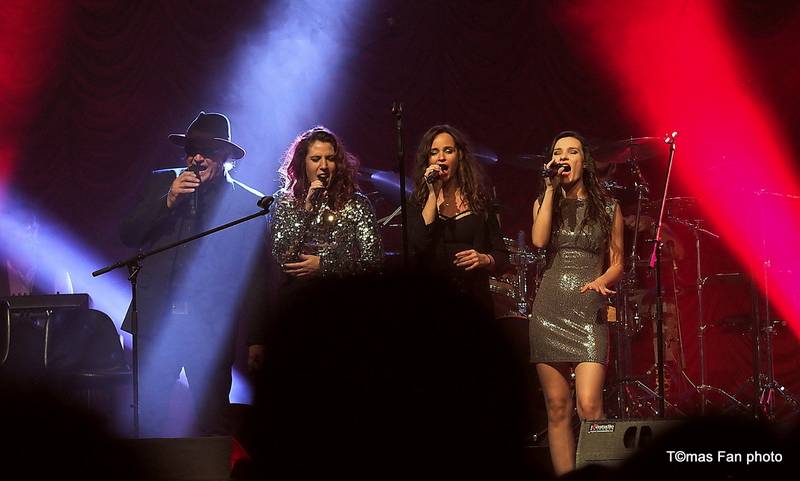 Richard Müller, Michael Kocáb a Ondřej Soukup se ve Foru Karlín vrátili do penzionu Svět