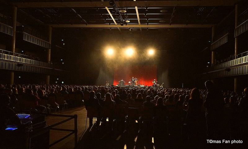 Richard Müller, Michael Kocáb a Ondřej Soukup se ve Foru Karlín vrátili do penzionu Svět