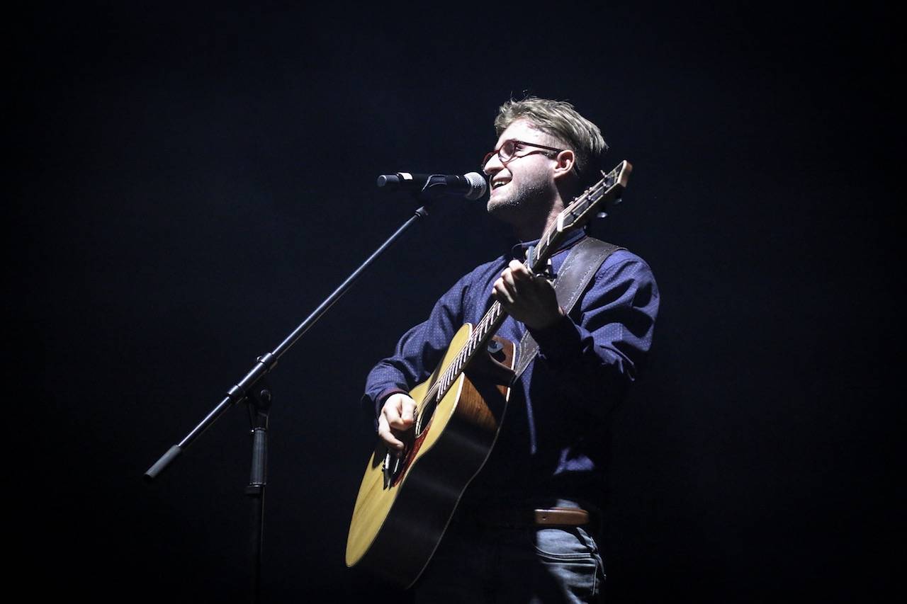 Úplně levej Pokáč křtil nové album ve Foru Karlín, předskakoval Michal Horák