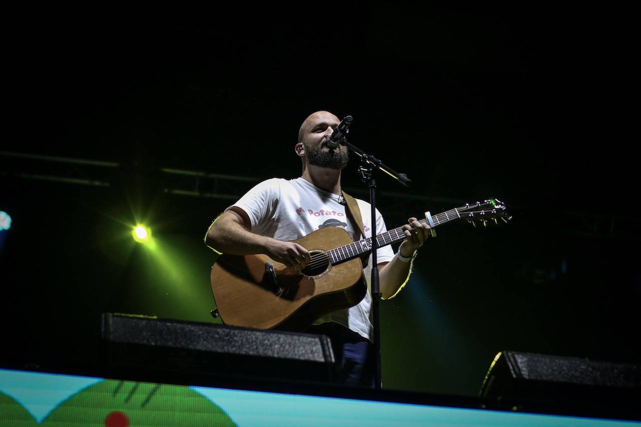 Úplně levej Pokáč křtil nové album ve Foru Karlín, předskakoval Michal Horák