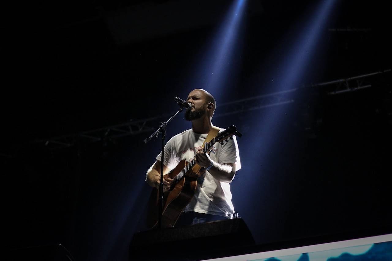 Úplně levej Pokáč křtil nové album ve Foru Karlín, předskakoval Michal Horák