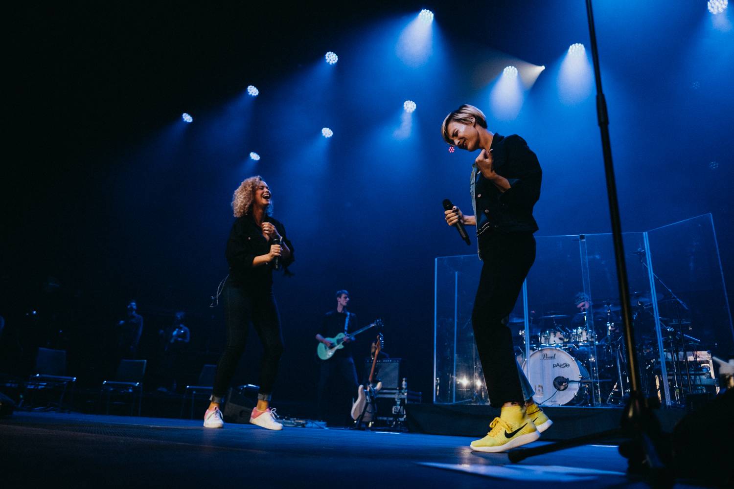 Dojatá Barbora Poláková si splnila sen: Ve Foru Karlín se prolétla nad hlavami diváku