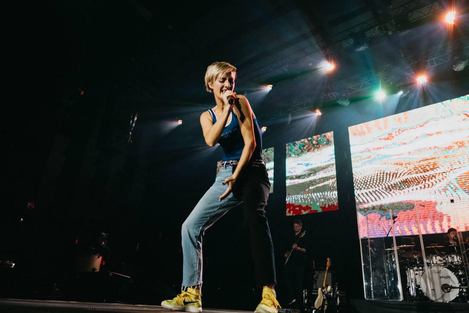 Dojatá Barbora Poláková si splnila sen: Ve Foru Karlín se prolétla nad hlavami diváku