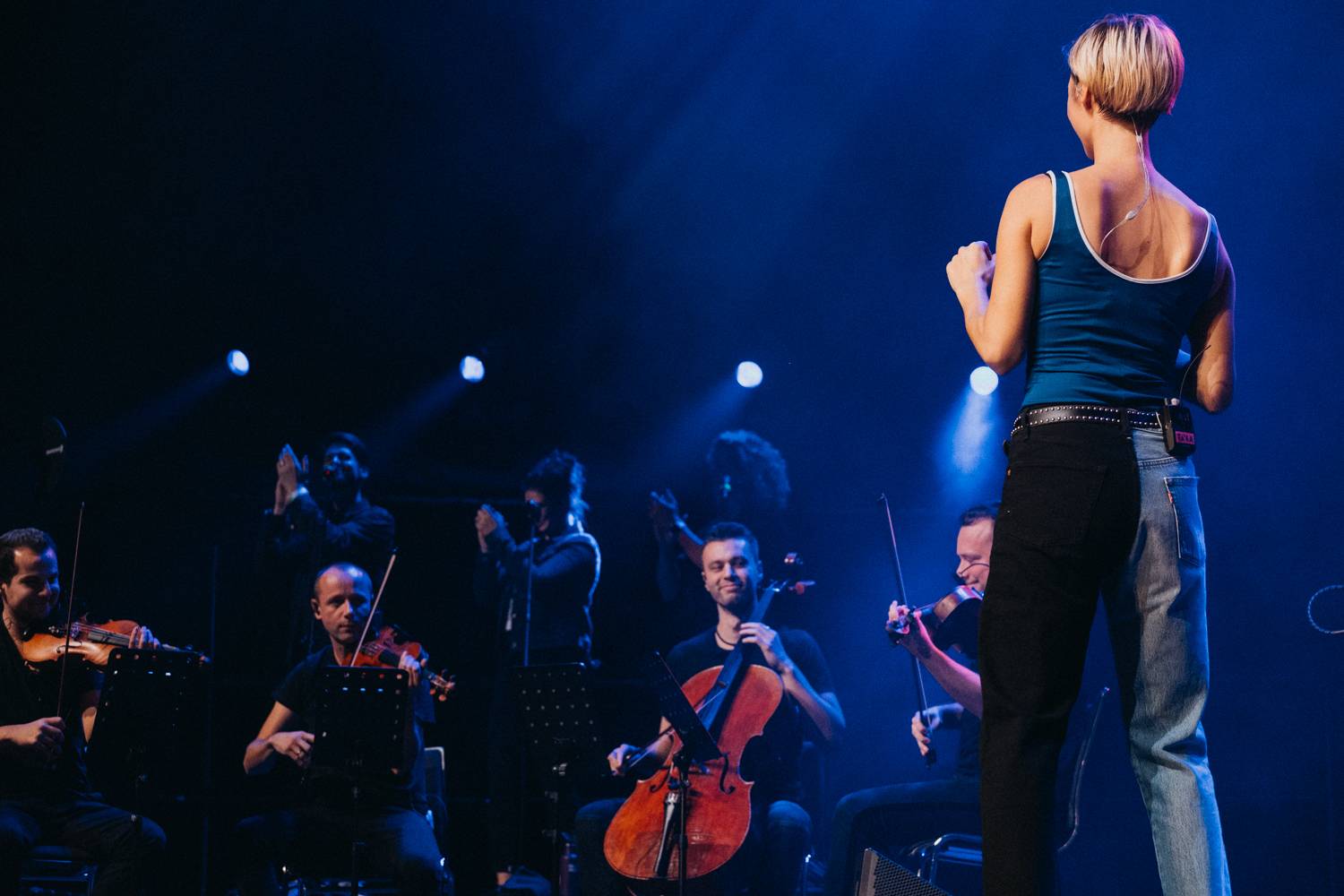 Dojatá Barbora Poláková si splnila sen: Ve Foru Karlín se prolétla nad hlavami diváku