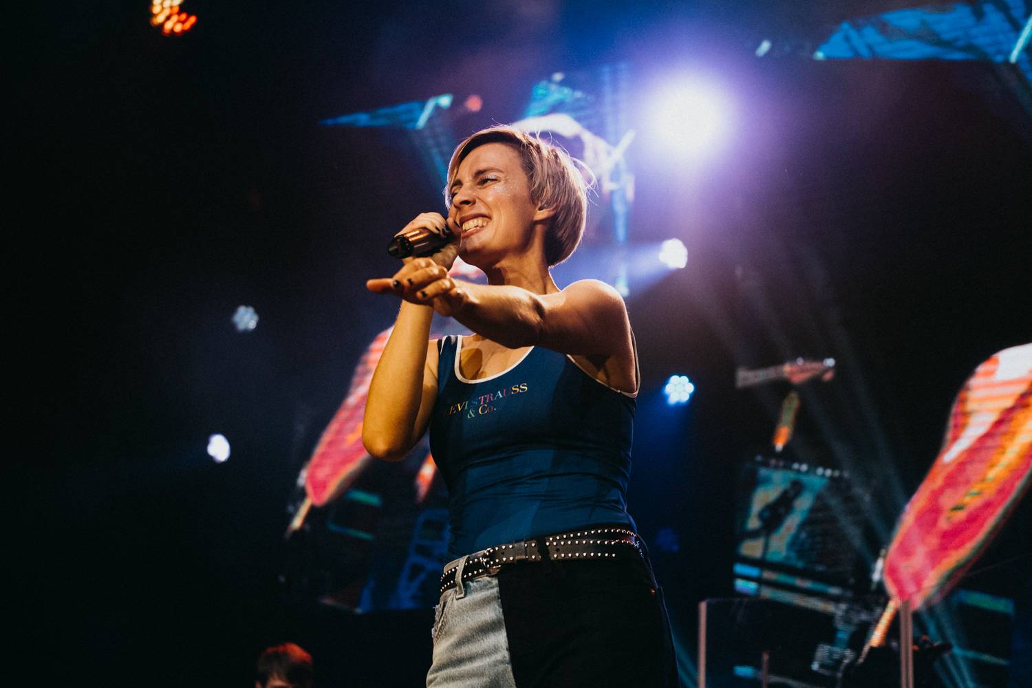 Dojatá Barbora Poláková si splnila sen: Ve Foru Karlín se prolétla nad hlavami diváku