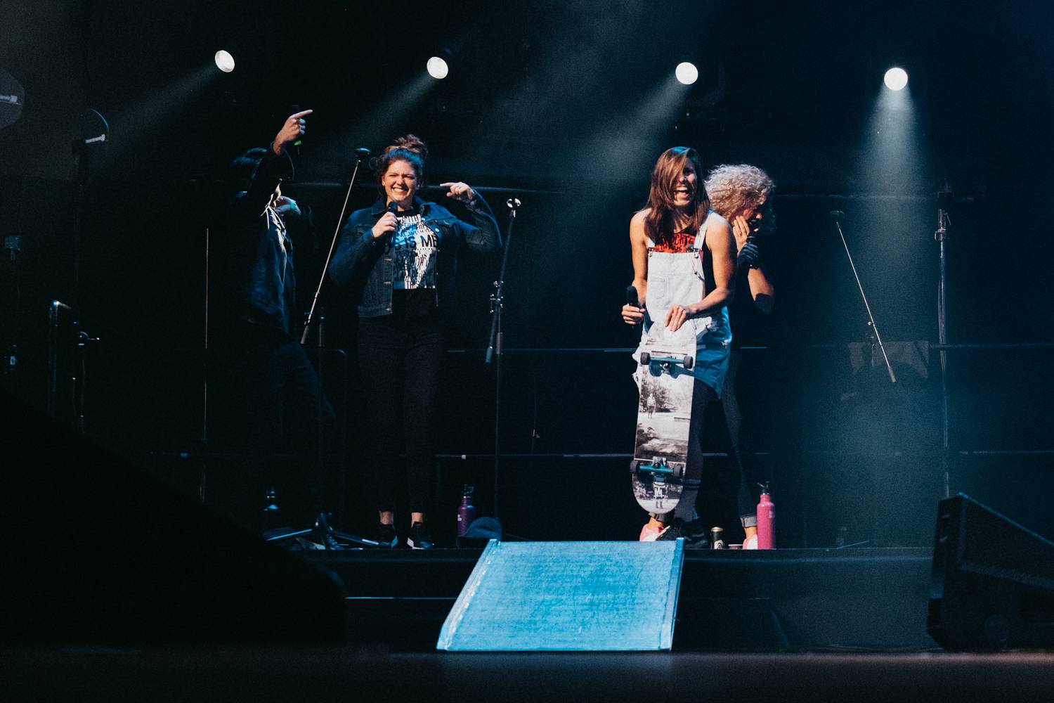 Dojatá Barbora Poláková si splnila sen: Ve Foru Karlín se prolétla nad hlavami diváku