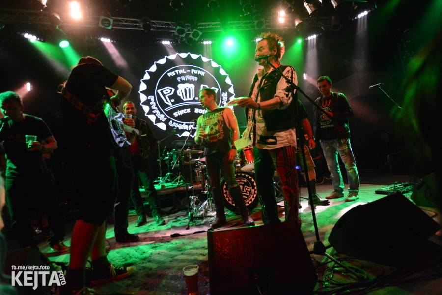 Punkoví matadoři Plexis oslavili 35 let fungování