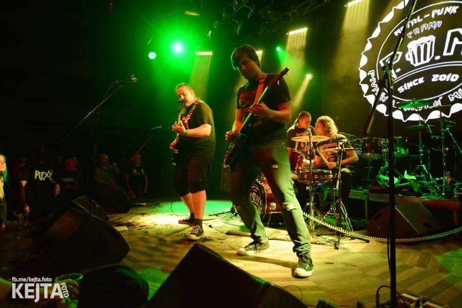 Punkoví matadoři Plexis oslavili 35 let fungování