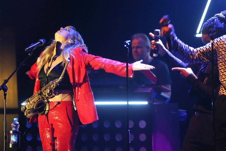 Candy Dulfer zvedala v brněnském Sonu ze sedadel