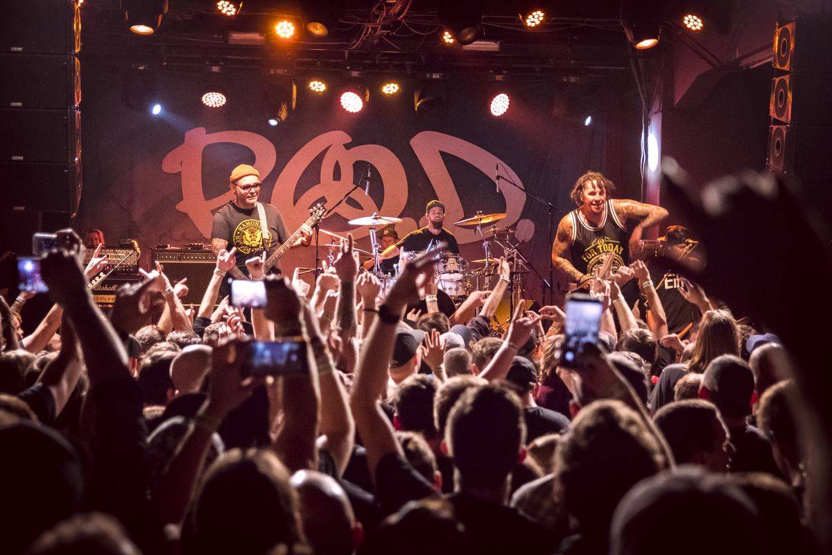 Poprvé v Praze: Energičtí P.O.D. si podmanili MeetFactory