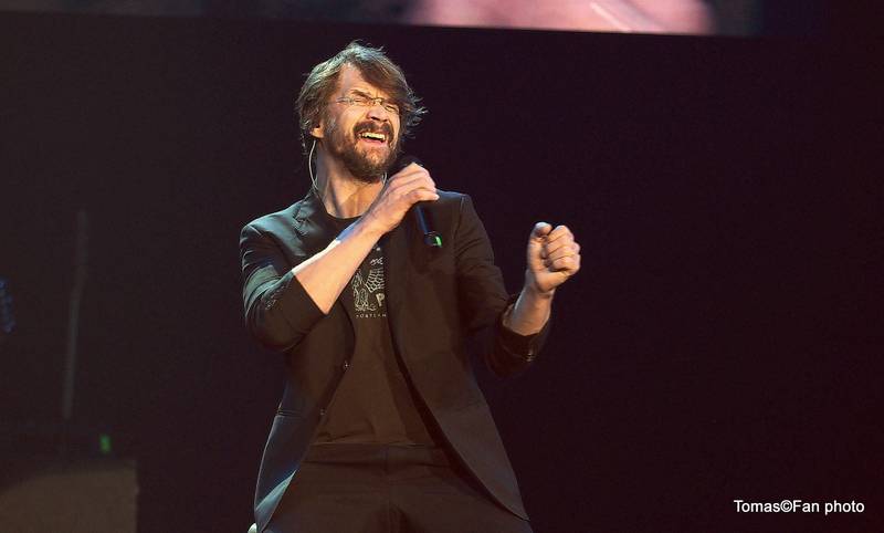 Třicet let od událostí listopadu 1989 připomněli v Ostravě Tomáš Klus, Aneta Langerová nebo Michal Prokop