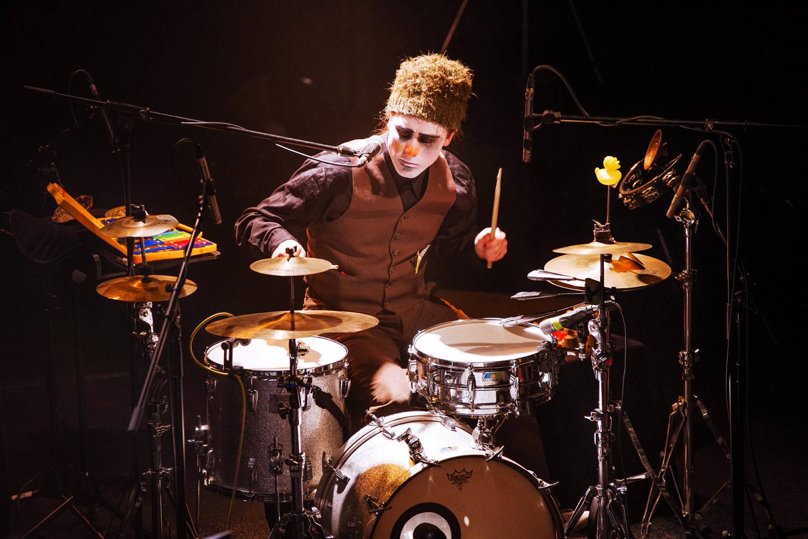 Tiger Lillies se v Divadle Archa vrátili ke kabaretu. Podívali jsme se i do zákulisí