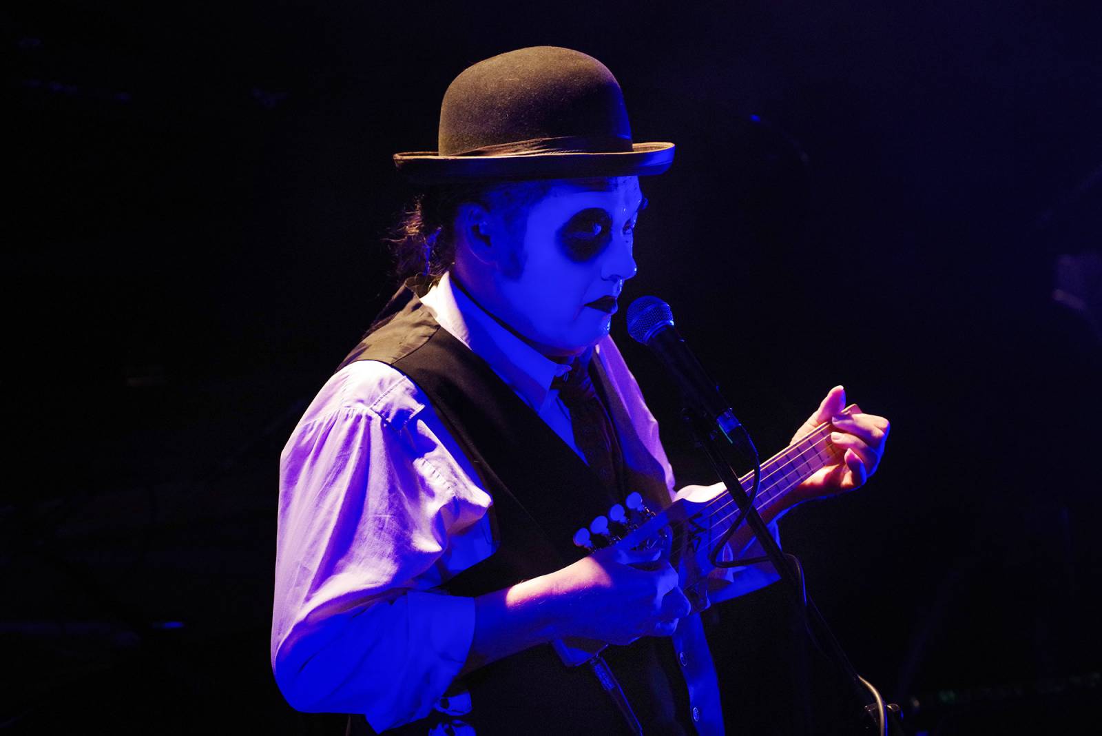 Tiger Lillies se v Divadle Archa vrátili ke kabaretu. Podívali jsme se i do zákulisí