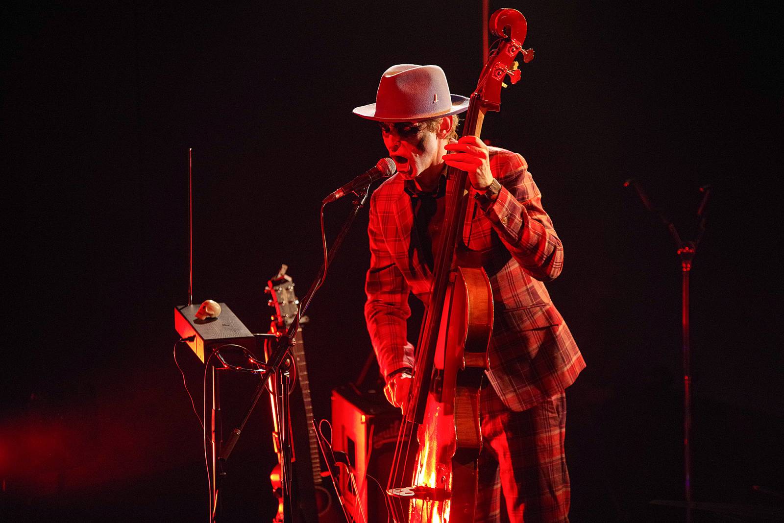 Tiger Lillies se v Divadle Archa vrátili ke kabaretu. Podívali jsme se i do zákulisí