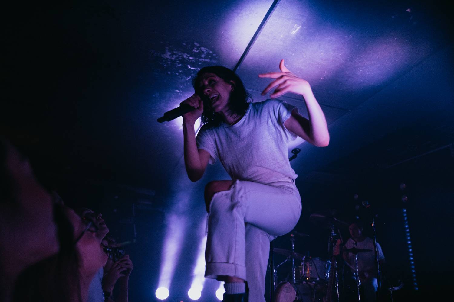 K.Flay rozdávala energii ve vyprodaném Rock Café