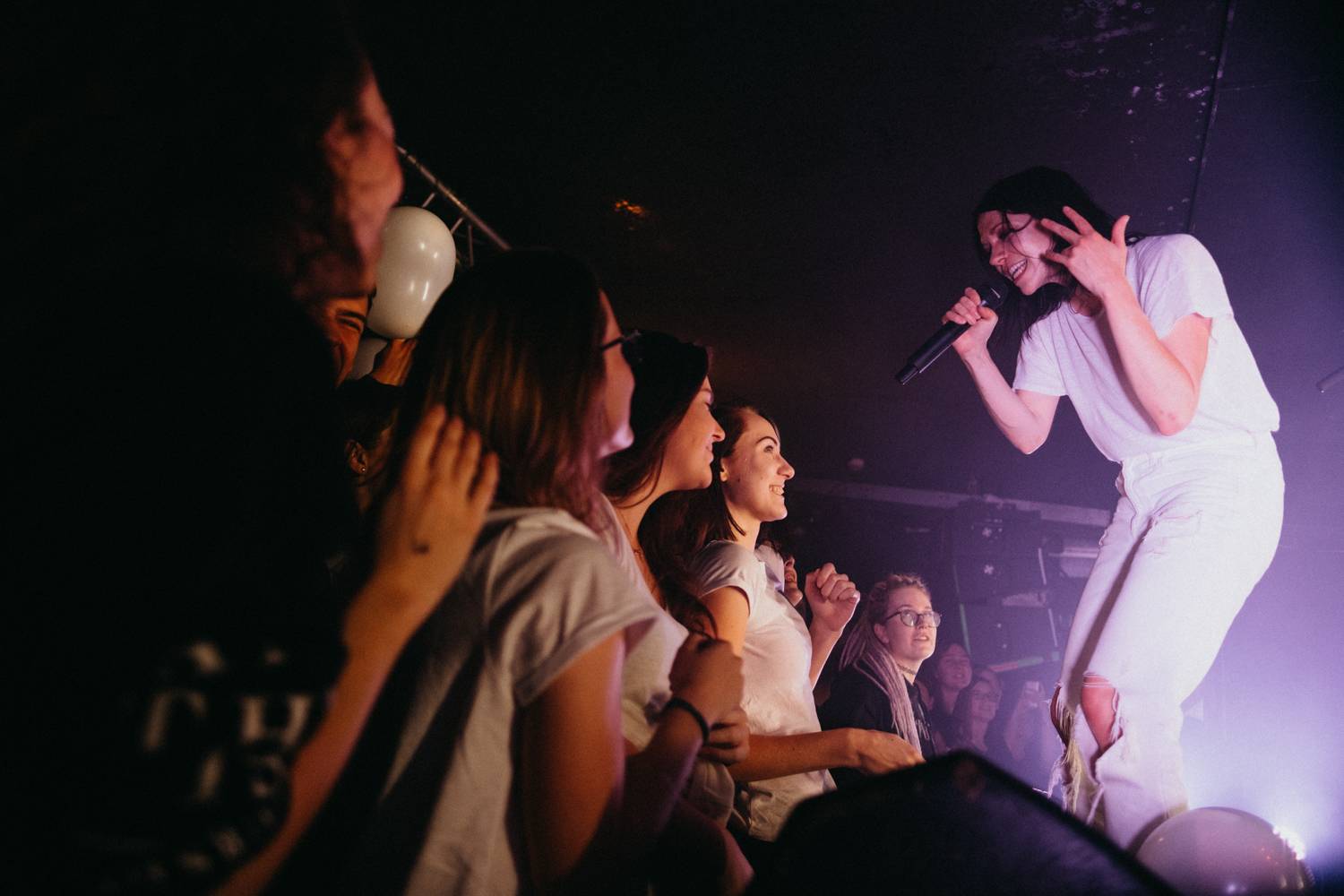 K.Flay rozdávala energii ve vyprodaném Rock Café