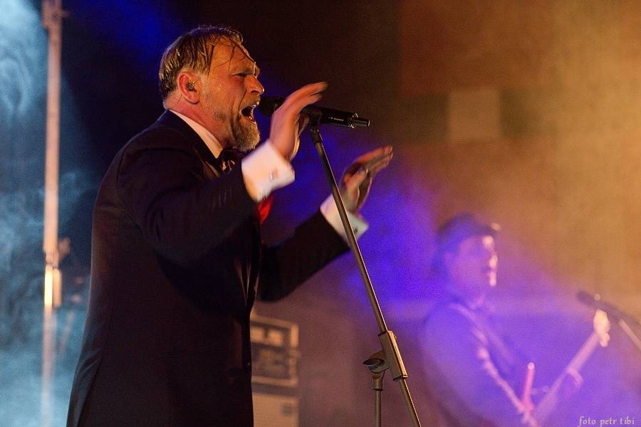 Krucipüsk představil v Českých Budějovicích nové album Country Hell