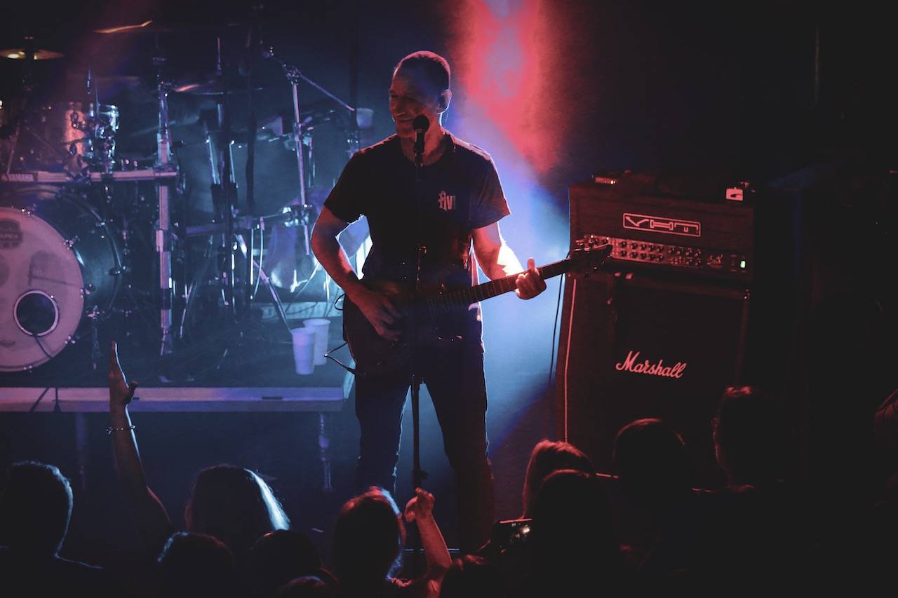 Wohnout v pražské Retro Music Hall nezahráli ani jeden pomalý song. Sál tančil od začátku do konce