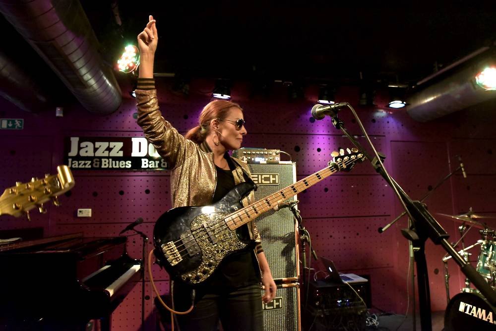 Parádní funky večer v klubu Jazz Dock v podání baskytaristky Prince Idy Nielsen & The Funkbots