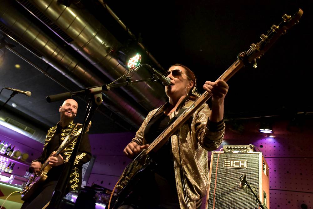 Parádní funky večer v klubu Jazz Dock v podání baskytaristky Prince Idy Nielsen & The Funkbots