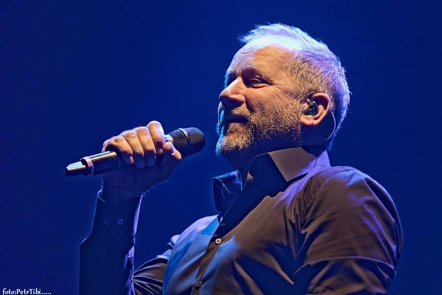 Evolucie v Českých Budějovicích: Lucie potěšila fanoušky starými hity i písněmi z loňského alba