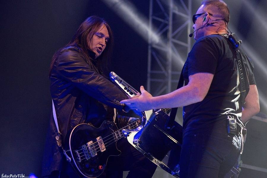 Evolucie v Českých Budějovicích: Lucie potěšila fanoušky starými hity i písněmi z loňského alba