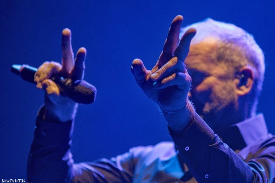 Evolucie v Českých Budějovicích: Lucie potěšila fanoušky starými hity i písněmi z loňského alba