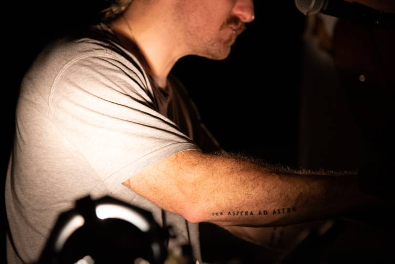 Okouzlující bratři Amistat s českými kořeny dojali v komorní atmosféře Palác Akropolis