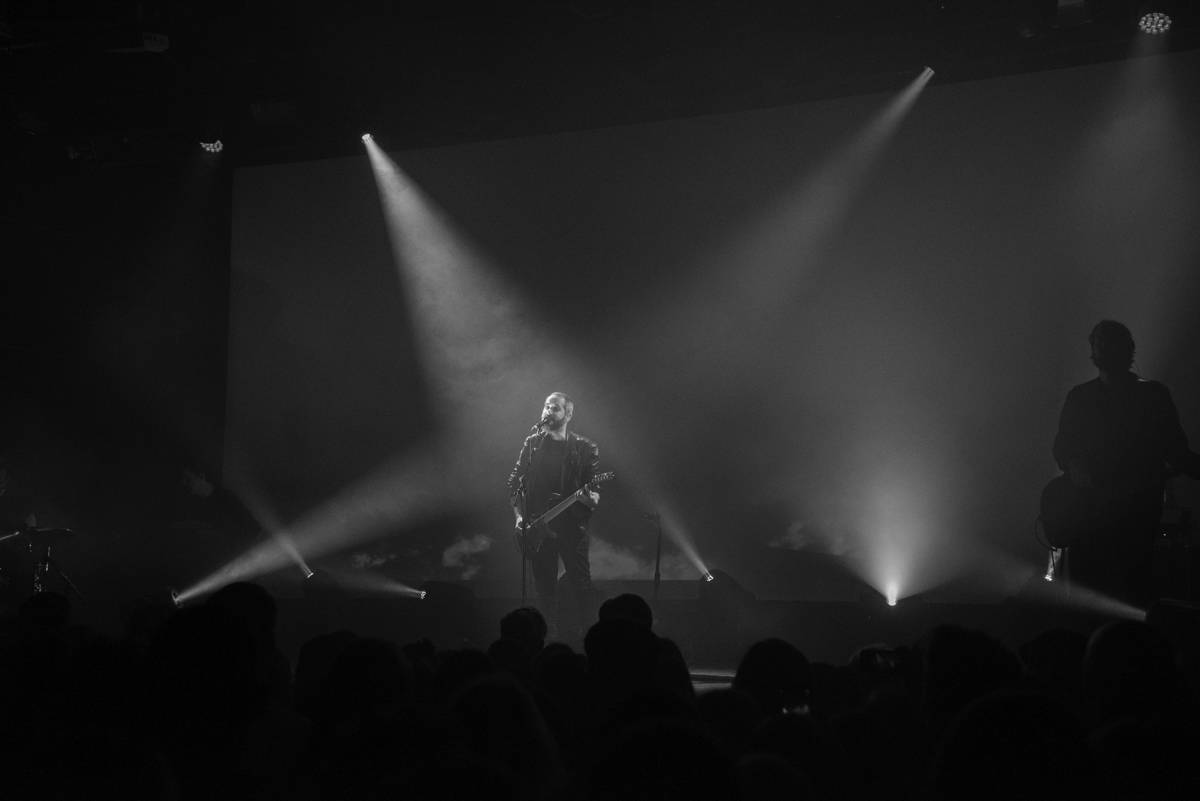 Melancholie ovládla Prahu: Cigarettes After Sex naplnili podruhé Roxy