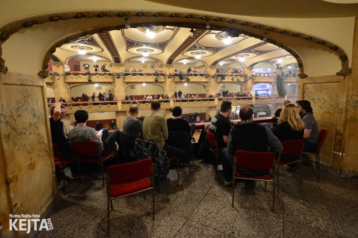 Visací zámek slavil v Lucerně 37 let. Přišla dokonce i striptérka