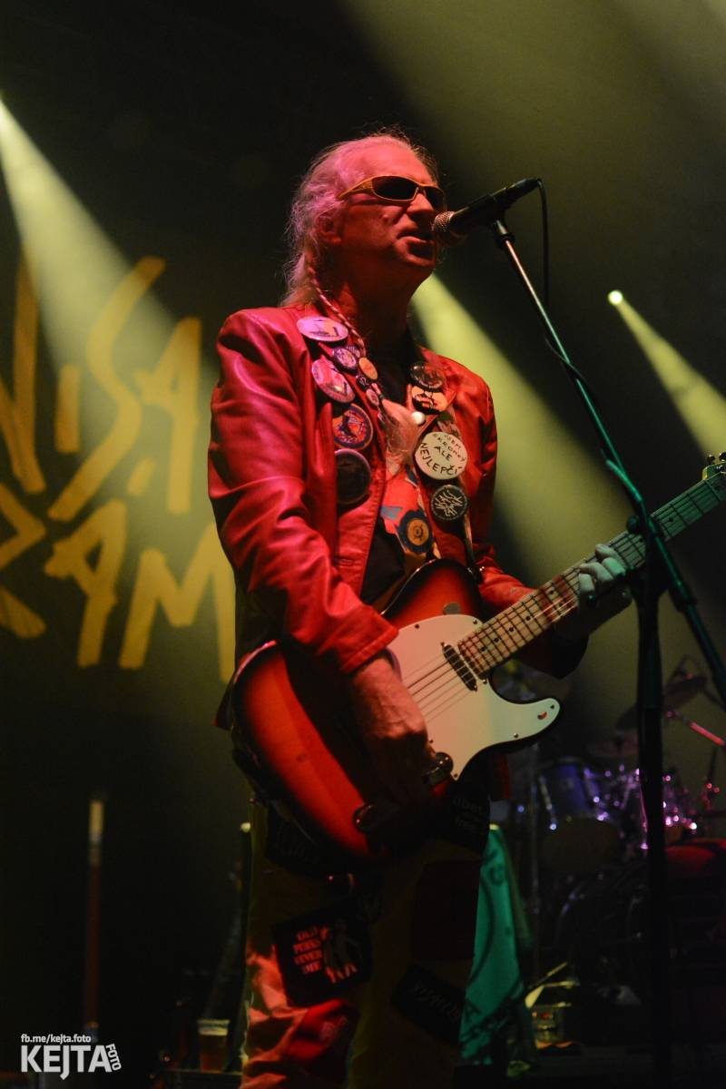 Visací zámek slavil v Lucerně 37 let. Přišla dokonce i striptérka