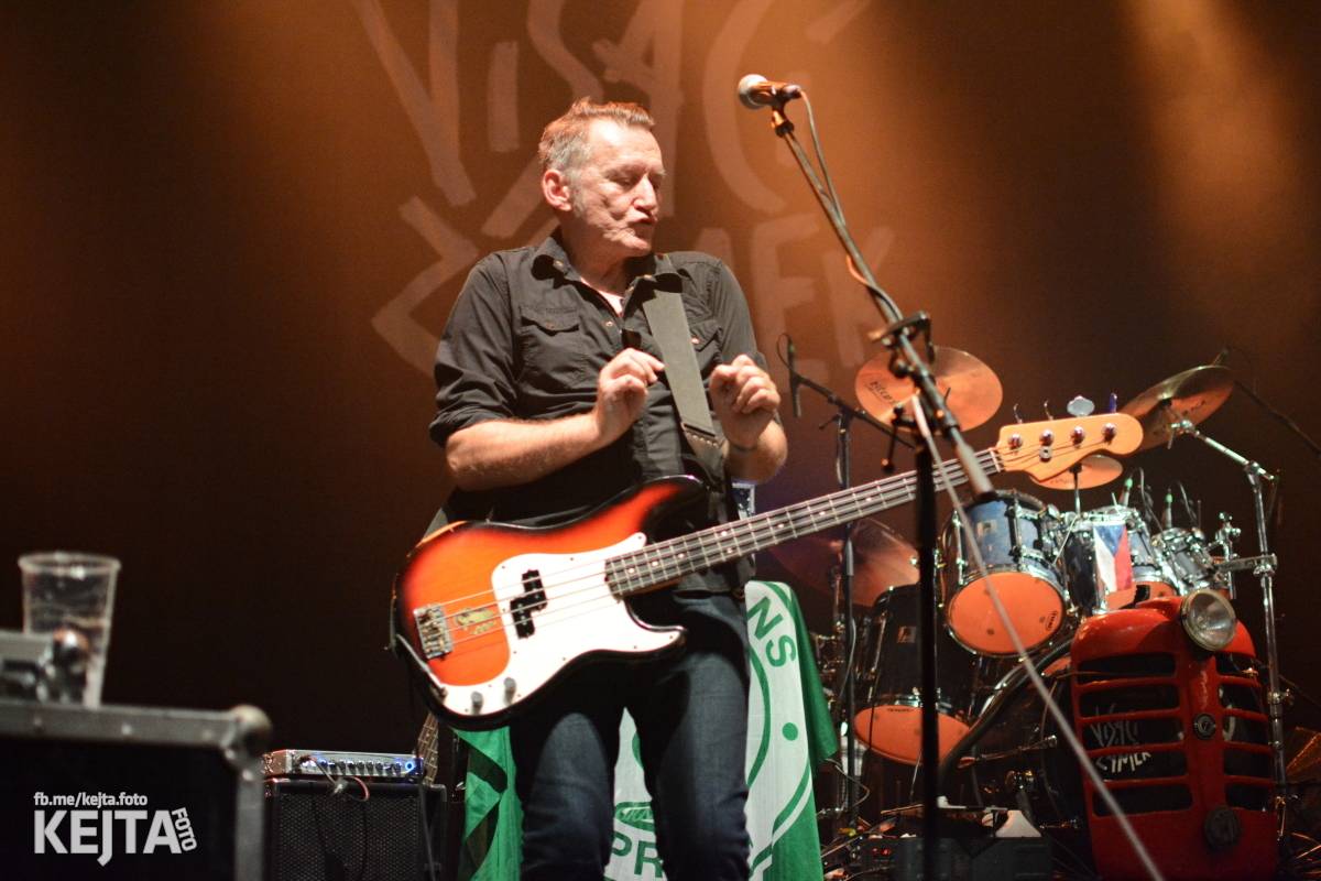 Visací zámek slavil v Lucerně 37 let. Přišla dokonce i striptérka