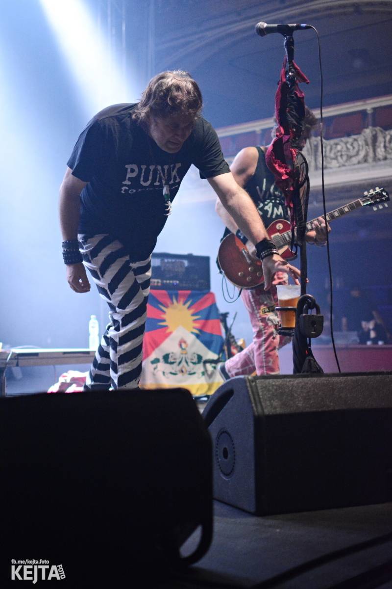 Visací zámek slavil v Lucerně 37 let. Přišla dokonce i striptérka