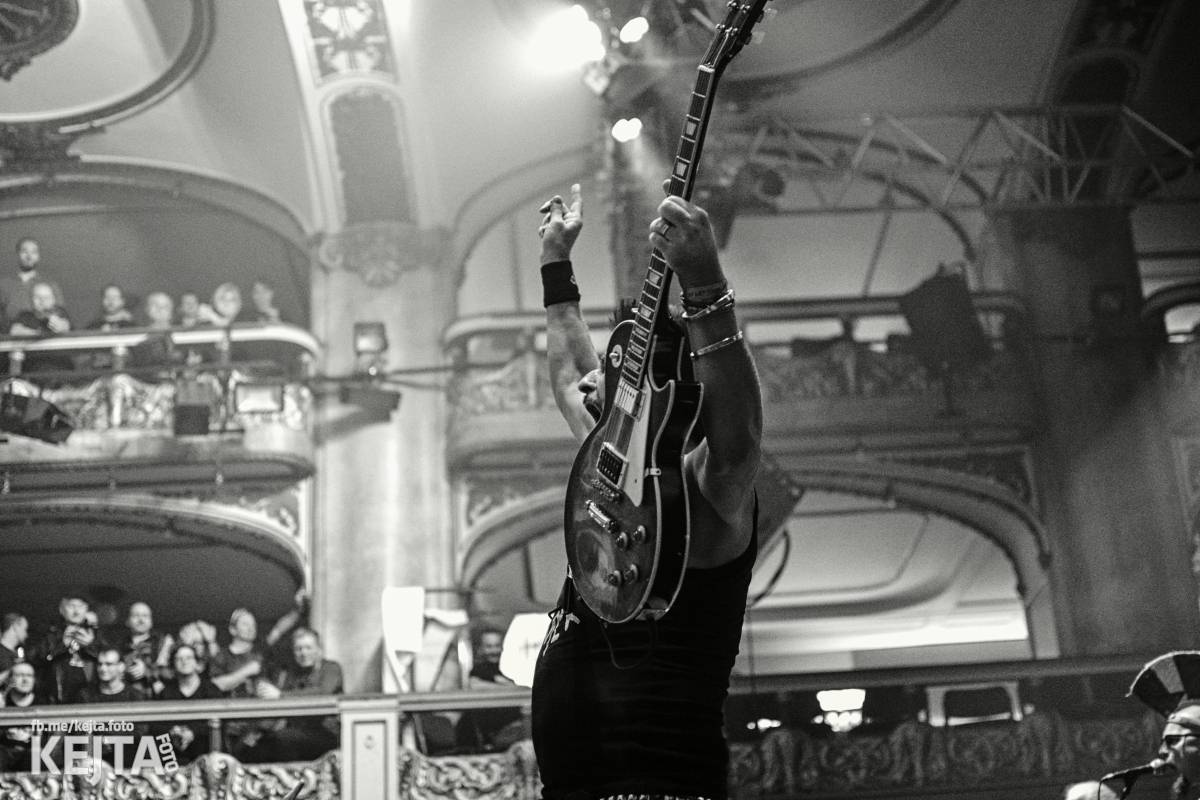 Visací zámek slavil v Lucerně 37 let. Přišla dokonce i striptérka