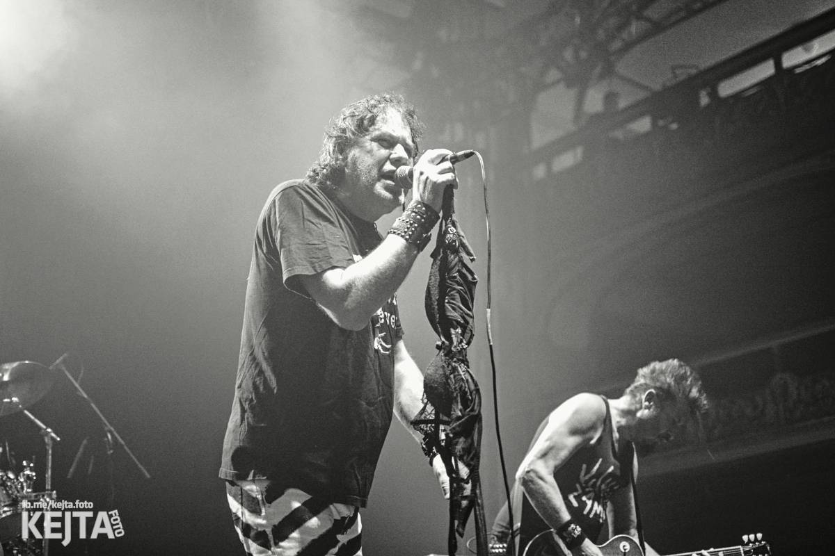 Visací zámek slavil v Lucerně 37 let. Přišla dokonce i striptérka