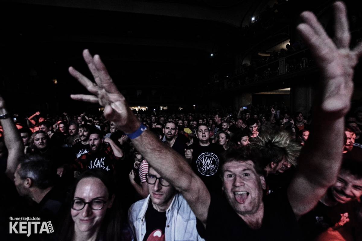 Visací zámek slavil v Lucerně 37 let. Přišla dokonce i striptérka